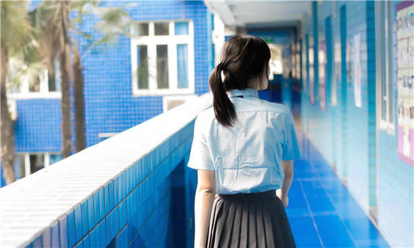 巴南如何找到一个可以帮助我生孩子的女人？